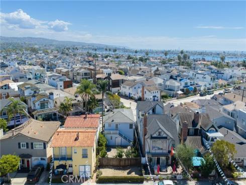226  Opal  , Newport Beach, CA