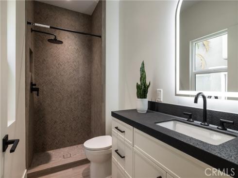221 Abalone , Newport Beach, CA