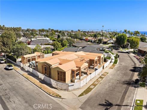 1900 Altura Drive, Newport Beach, CA