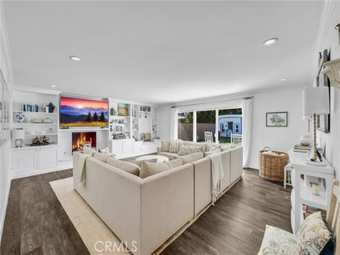 1915 Leeward , Newport Beach, CA