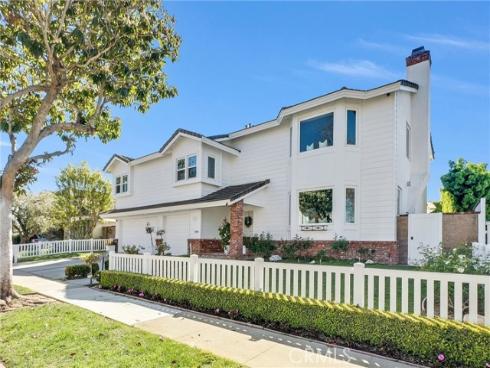 1915 Leeward , Newport Beach, CA