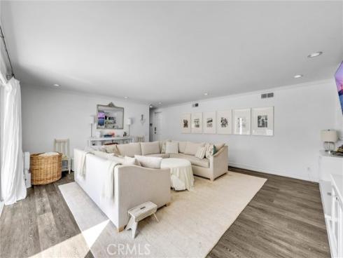 1915 Leeward , Newport Beach, CA