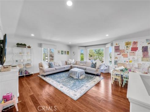 1915 Leeward , Newport Beach, CA