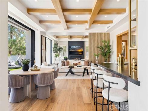 6 Pinehurst Ln , Newport Beach, CA