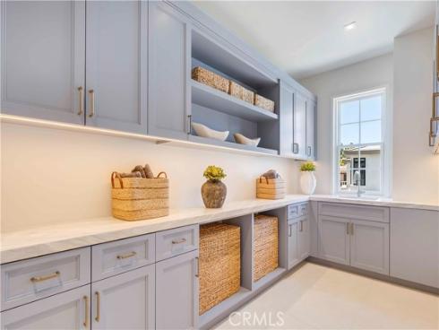 6 Pinehurst Ln , Newport Beach, CA