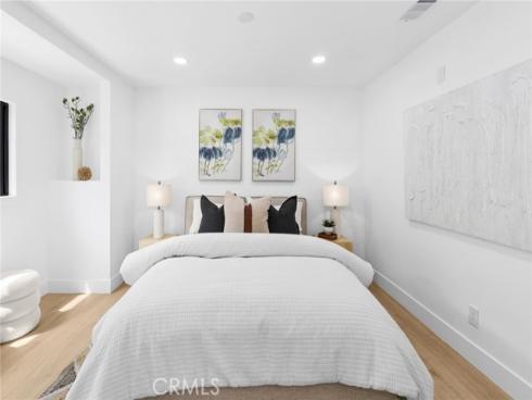 121 Marine Avenue, Newport Beach, CA