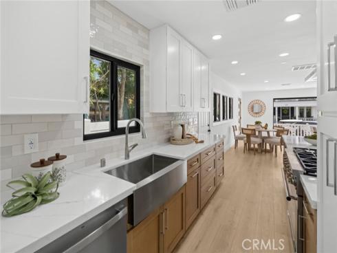 121 Marine Avenue, Newport Beach, CA