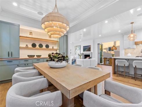 327 Amethyst , Newport Beach, CA