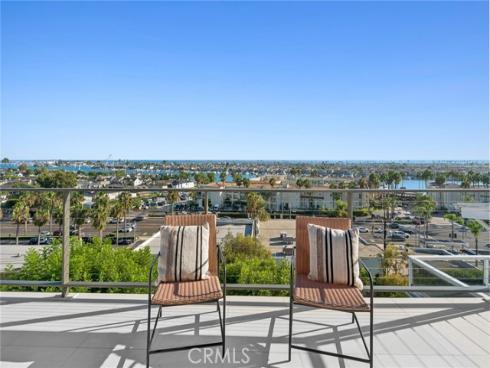 1021 Kings Road, Newport Beach, CA