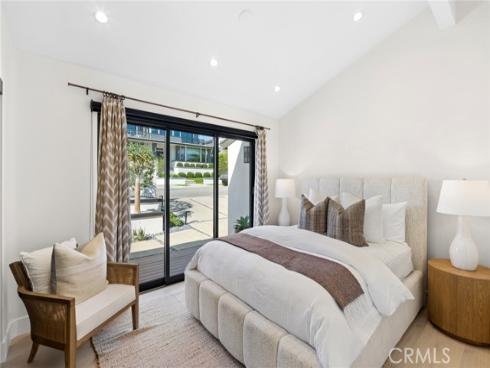 1021 Kings Road, Newport Beach, CA