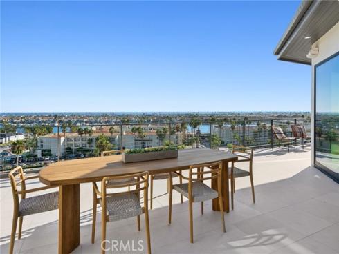 1021 Kings Road, Newport Beach, CA