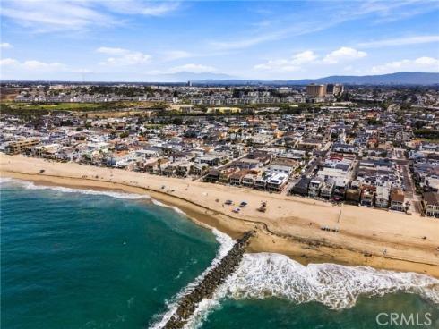 125  41st  , Newport Beach, CA