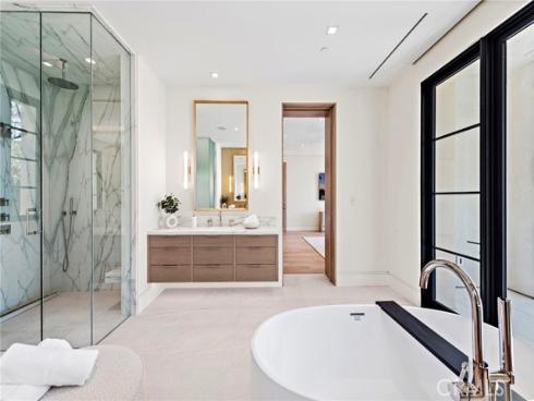 20 Coastline Drive, Newport Coast, CA