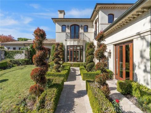 7  Shoreview  , Newport Coast, CA