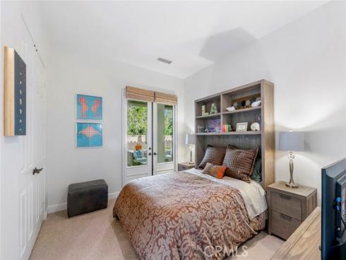 2 Meridian , Newport Coast, CA