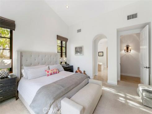 2 Meridian , Newport Coast, CA