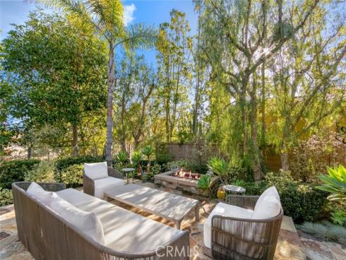 2 Meridian , Newport Coast, CA