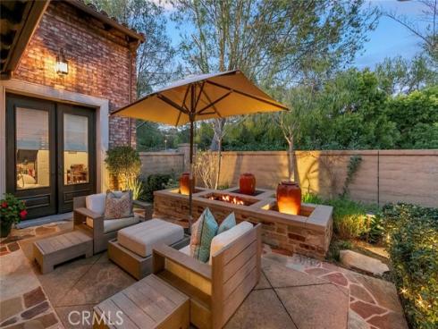 2 Meridian , Newport Coast, CA