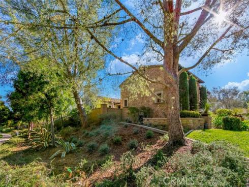 2 Meridian , Newport Coast, CA