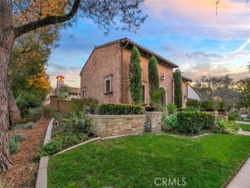 2 Meridian , Newport Coast, CA