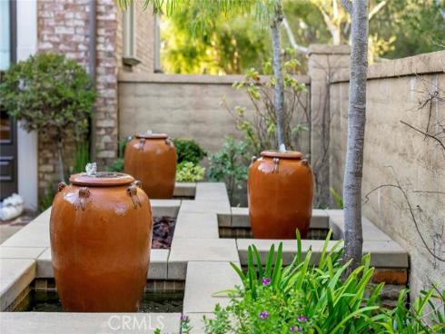 2 Meridian , Newport Coast, CA