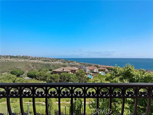 18 Sail Vista , Newport Coast, CA