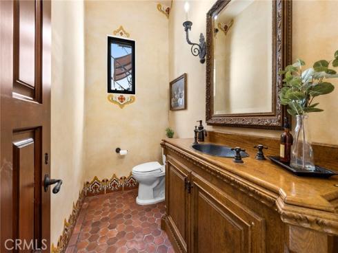 26 Fairway , Newport Coast, CA