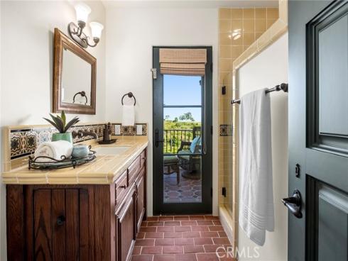 26 Fairway , Newport Coast, CA