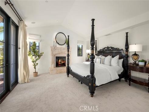 26 Fairway , Newport Coast, CA