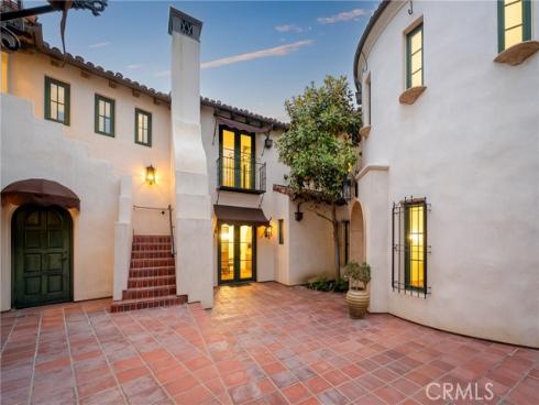 26 Fairway , Newport Coast, CA