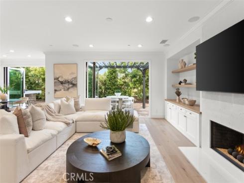 11 Hidden Pass , Newport Coast, CA