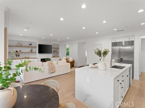 11 Hidden Pass , Newport Coast, CA