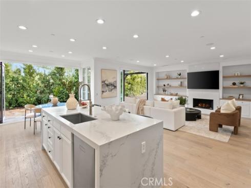 11 Hidden Pass , Newport Coast, CA