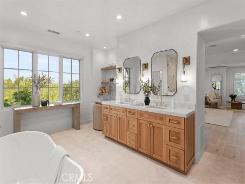 11 Hidden Pass , Newport Coast, CA