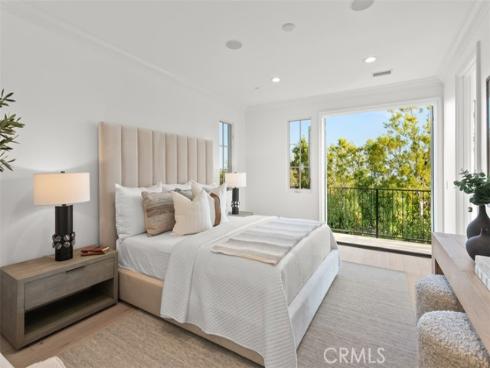 11 Hidden Pass , Newport Coast, CA