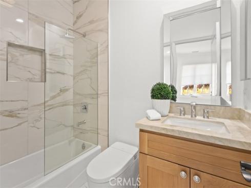 11 Hidden Pass , Newport Coast, CA