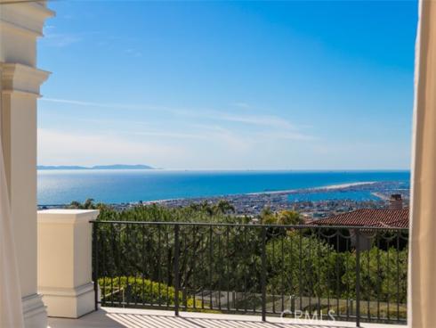 7  Sailview  , Newport Coast, CA