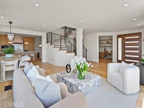 4 Sunset Cove , Newport Coast, CA