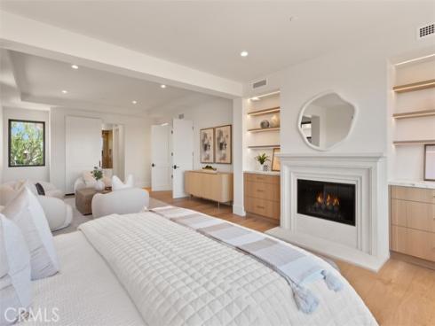 4 Sunset Cove , Newport Coast, CA