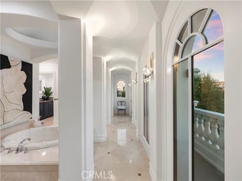 28 Shoreridge , Newport Coast, CA