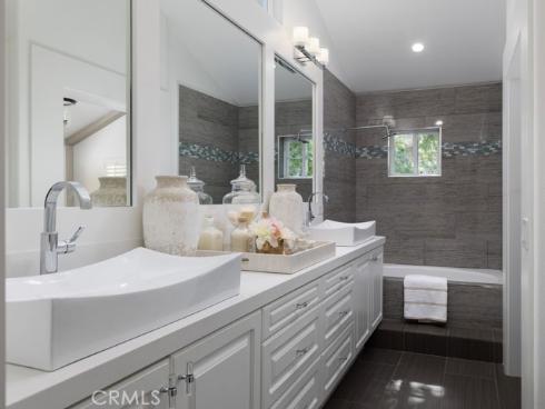 2  Teramo   Court, Newport Coast, CA