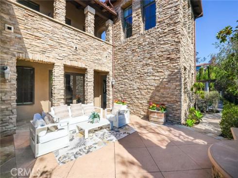 7 Sunrise , Newport Coast, CA