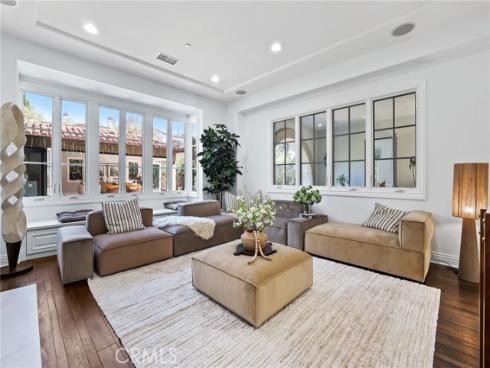 7 Sunrise , Newport Coast, CA