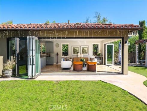 7 Sunrise , Newport Coast, CA