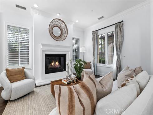 7 Sunrise , Newport Coast, CA