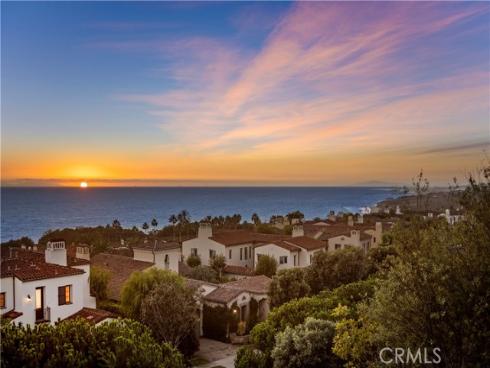 28  Surfspray Bluff  , Newport Coast, CA