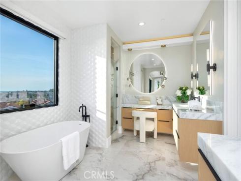 8  Baffin  , Newport Coast, CA