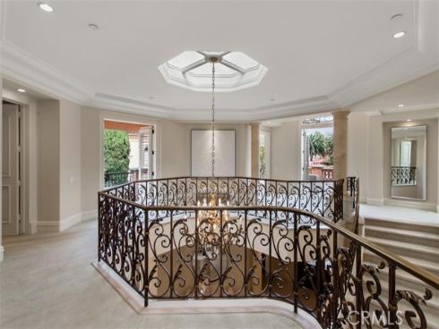 11  Shoreview  , Newport Coast, CA