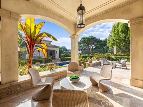 7  Shoreview  , Newport Coast, CA