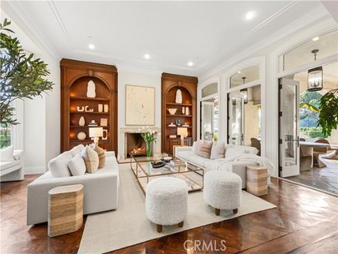 7  Shoreview  , Newport Coast, CA